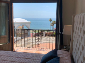APARTAMENT MANSION BEACHFRONT - Apartments with sea views